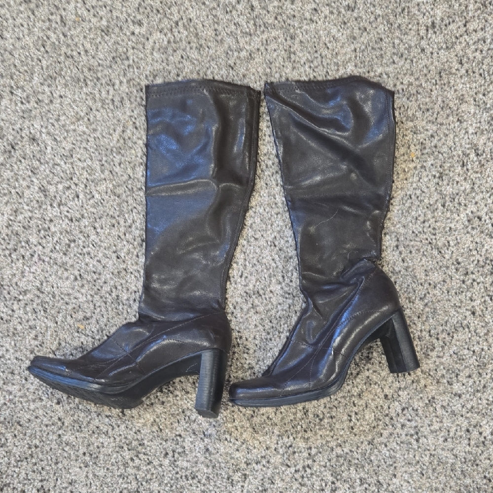 Elegant Brown Knee-High Women's Boots